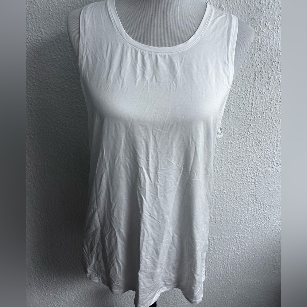 Skims Tank Top Women's Medium White Solid Sleeveless Scoop Neck Stretch New